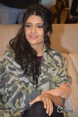 Rithika singh At Guru Movie Trailer Launch